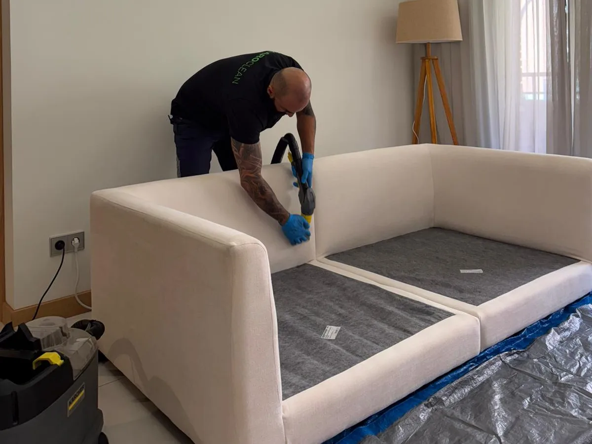 Bank reinigen